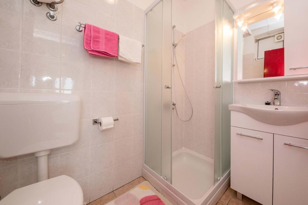 Апартаменты House Subic Супетарска-Драга Экстерьер фото